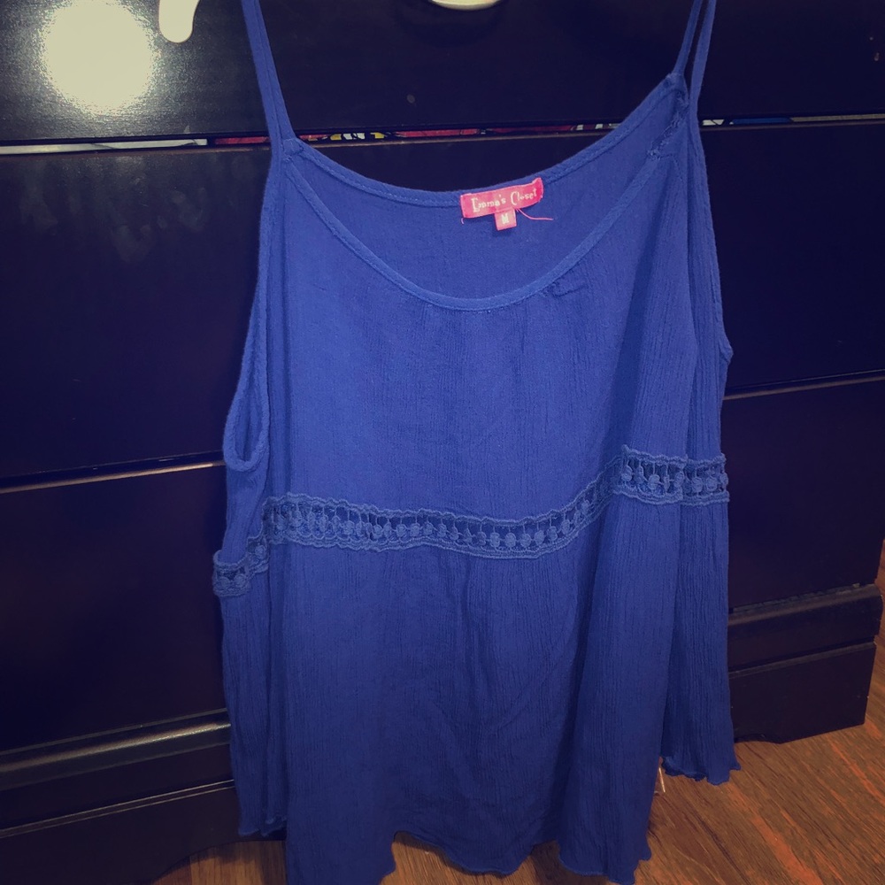 Off the shoulder long sleeve shirt